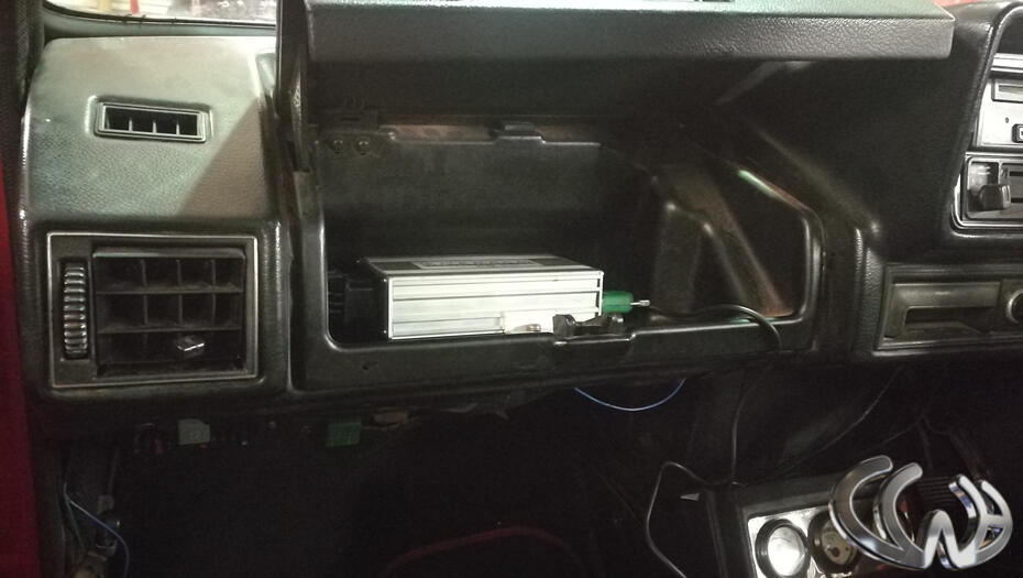 Glovebox